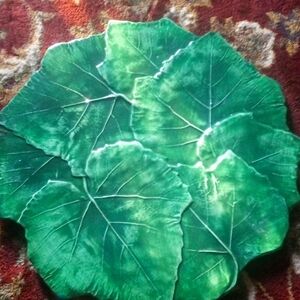 Veitri Italy 14 inch Cheese Plate. Green Leaves.